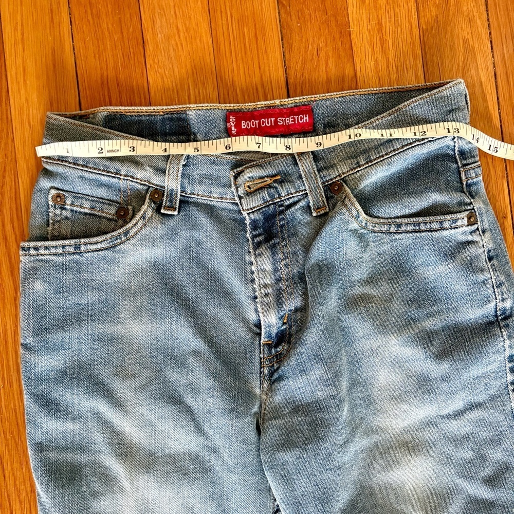 Levi's Bootcut Stretch Jeans - Picture 2 of 6